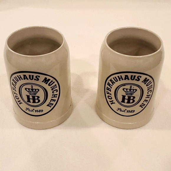 2 Hofbrauhaus Munchen Mugs - Picture 1 of 9